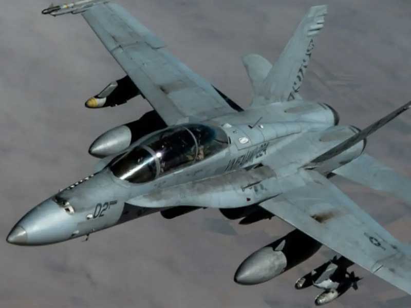 Avión de combate se estrella cerca de base de Marines en EU