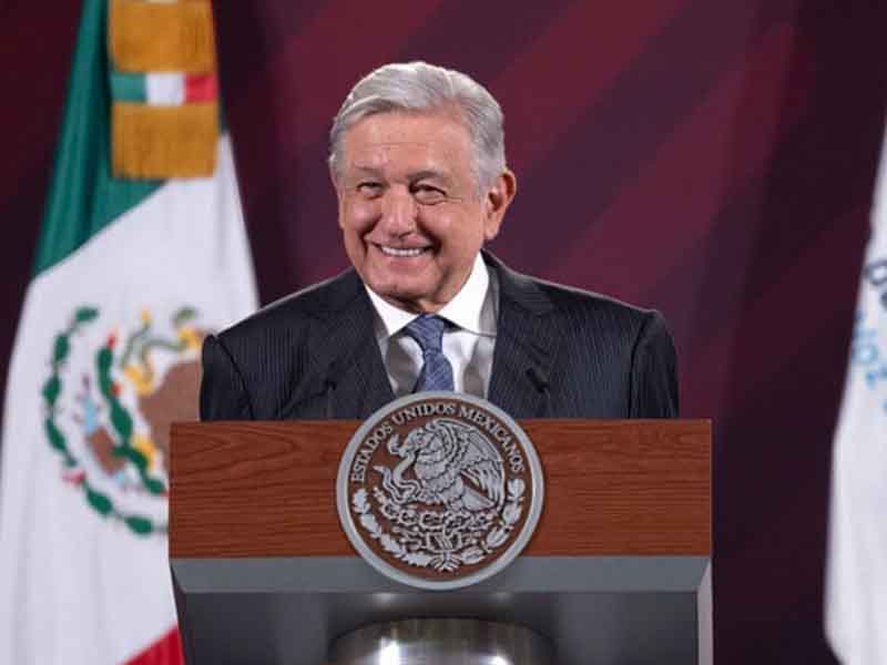 México tiene estabilidad financiera y política: presidente.